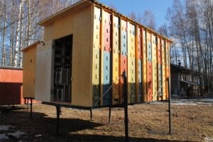 Самодельный павильон для пчел